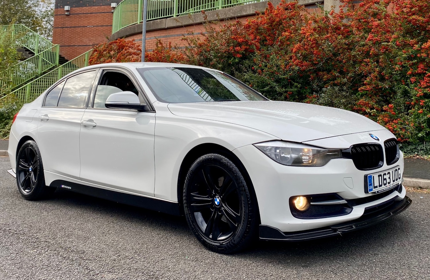 Used BMW 3 Series 2013 for sale - 76446083: Photo 1