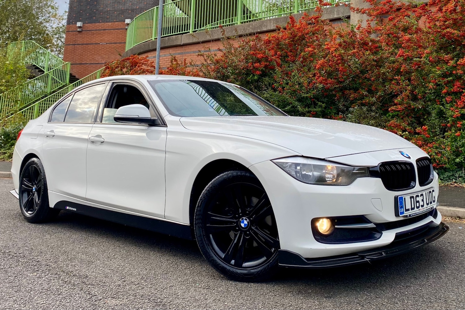 Used BMW 3 Series 2013 for sale - 76446083: Photo 2