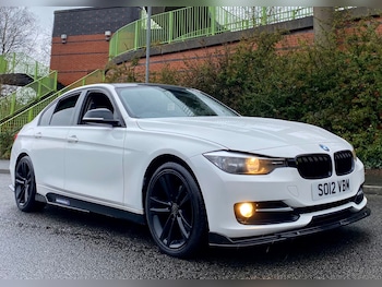 2012 (12) - 318d Sport 4dr