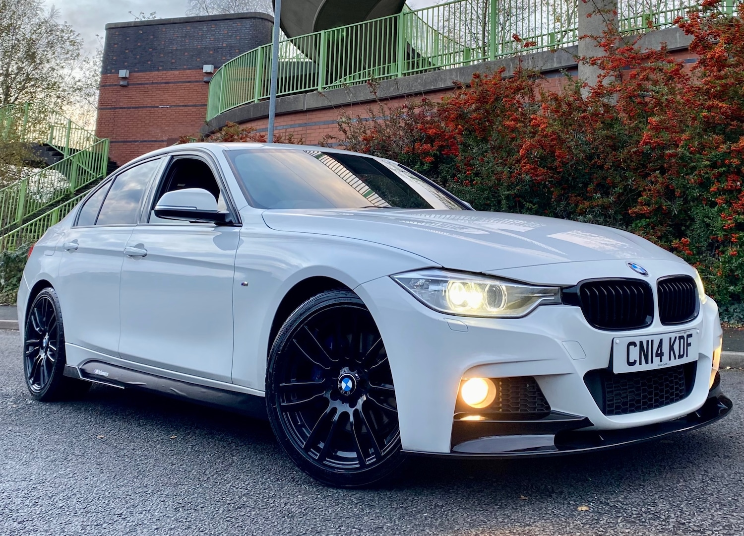 Used BMW 3 Series 2014 for sale - 76791494: Photo 1