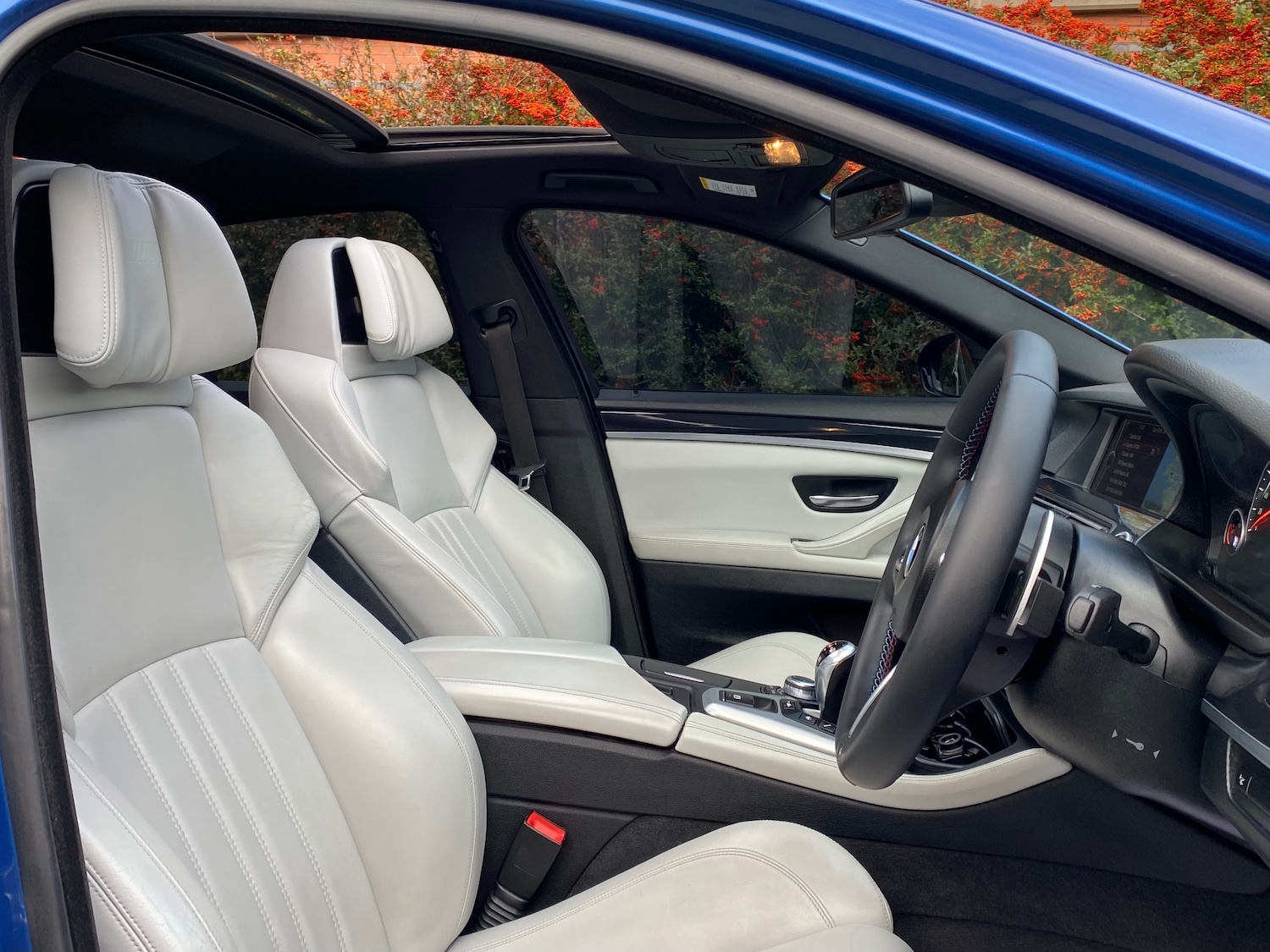 Used BMW M5 2011 for sale - 76919054: Photo 34