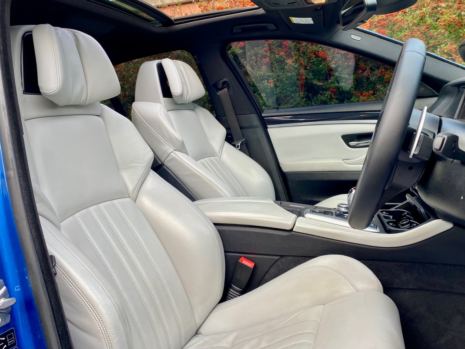 Used BMW M5 2011 for sale - 76919054: Photo 35