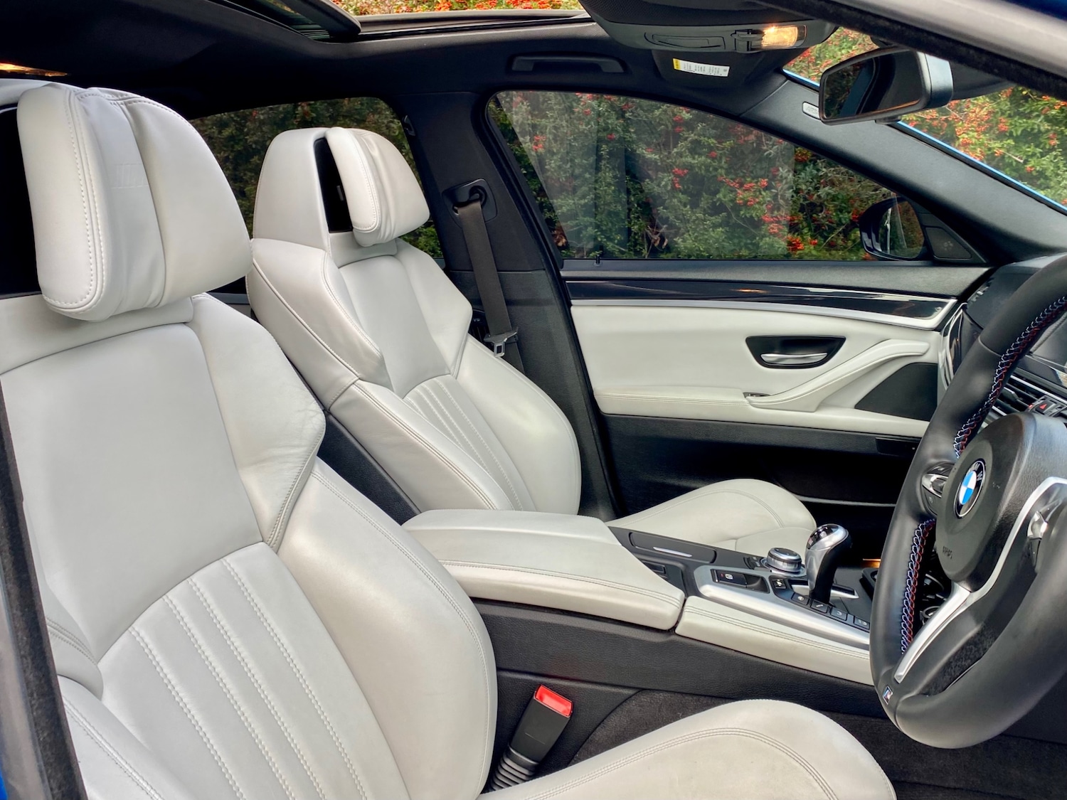 Used BMW M5 2011 for sale - 76919054: Photo 40