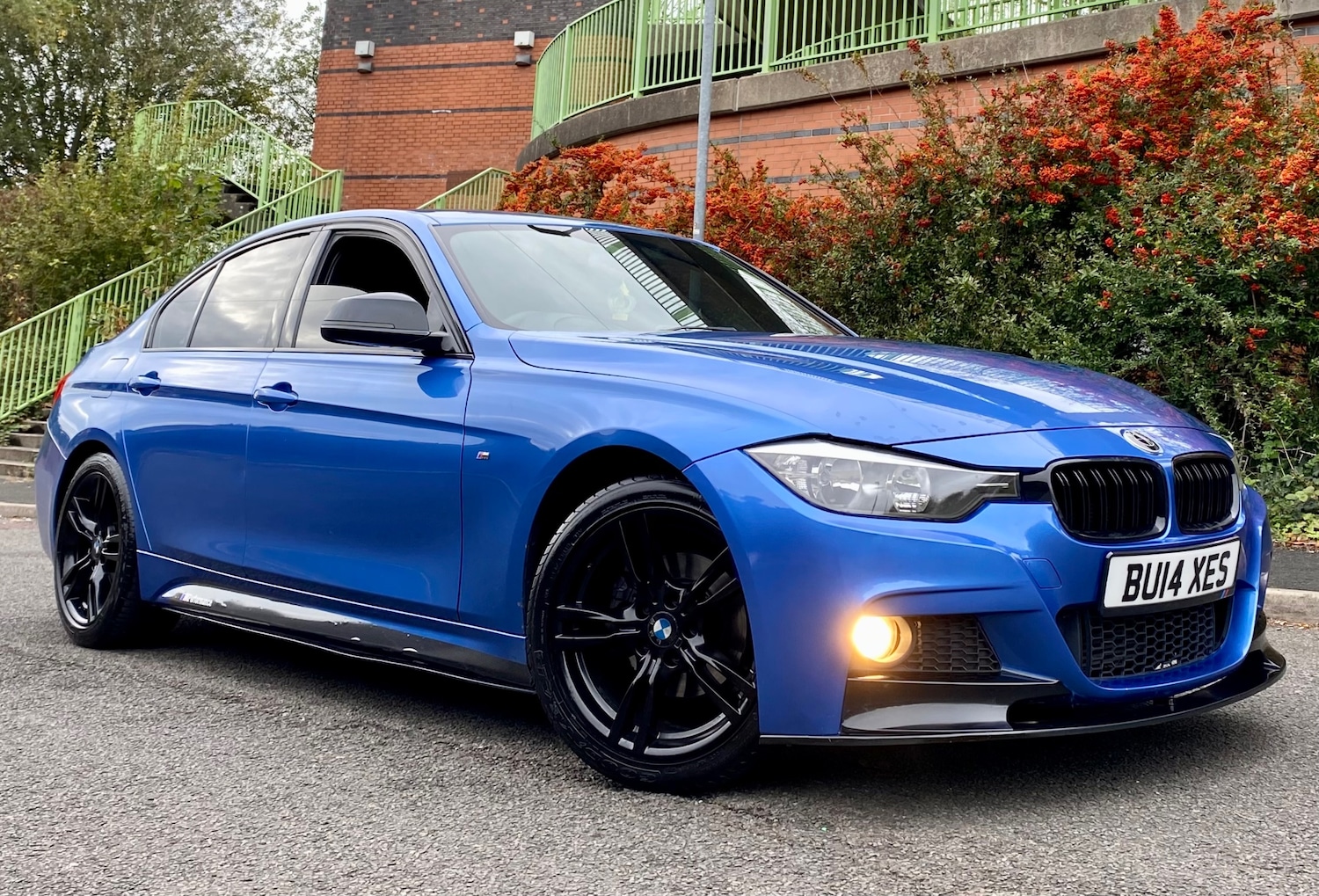 Used BMW 3 Series 2014 for sale - 76392351: Photo 2