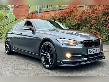 2013 (63) - 318d Sport 4dr