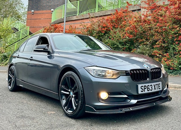 Used BMW 3 Series 2013 for sale - 76316988: Photo 2