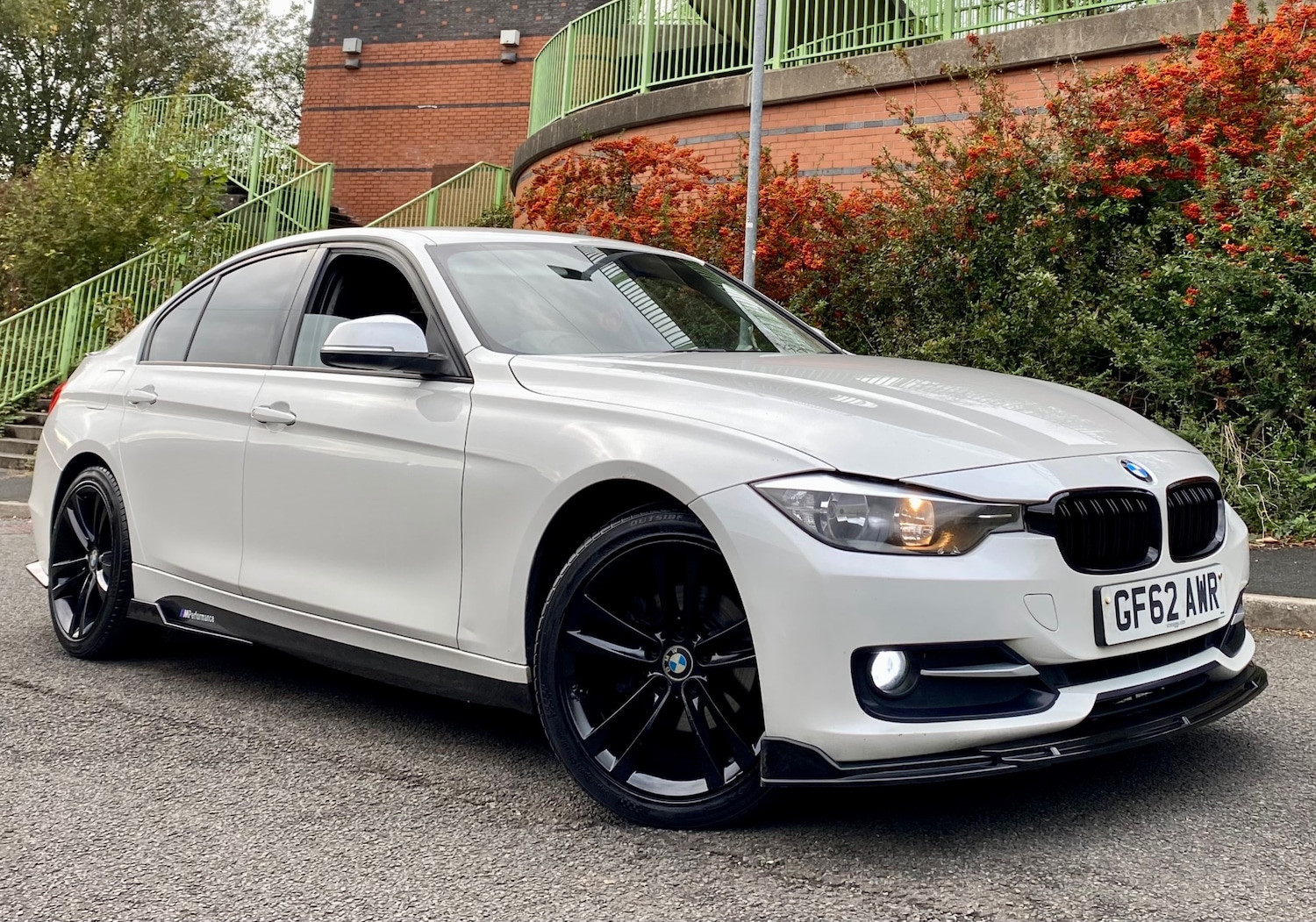 Used BMW 3 Series 2012 for sale - 76392335: Photo 1