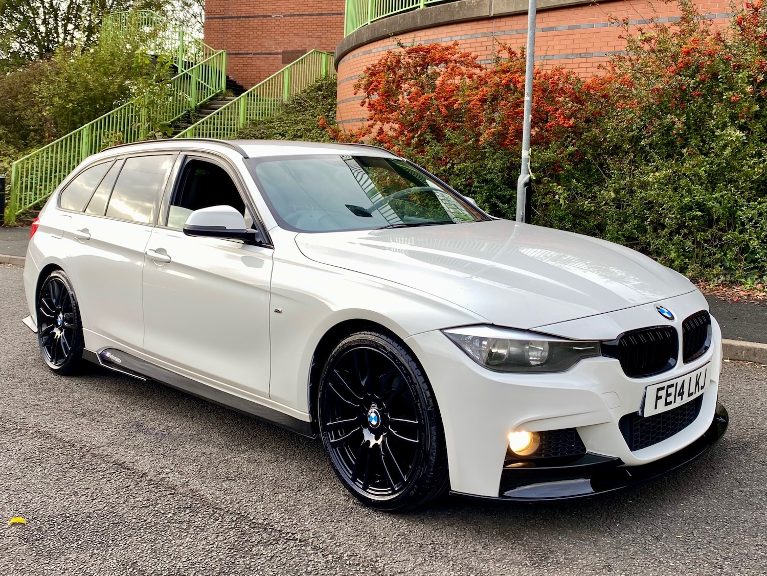 Used BMW 3 Series 2014 for sale - 76362877: Photo 3