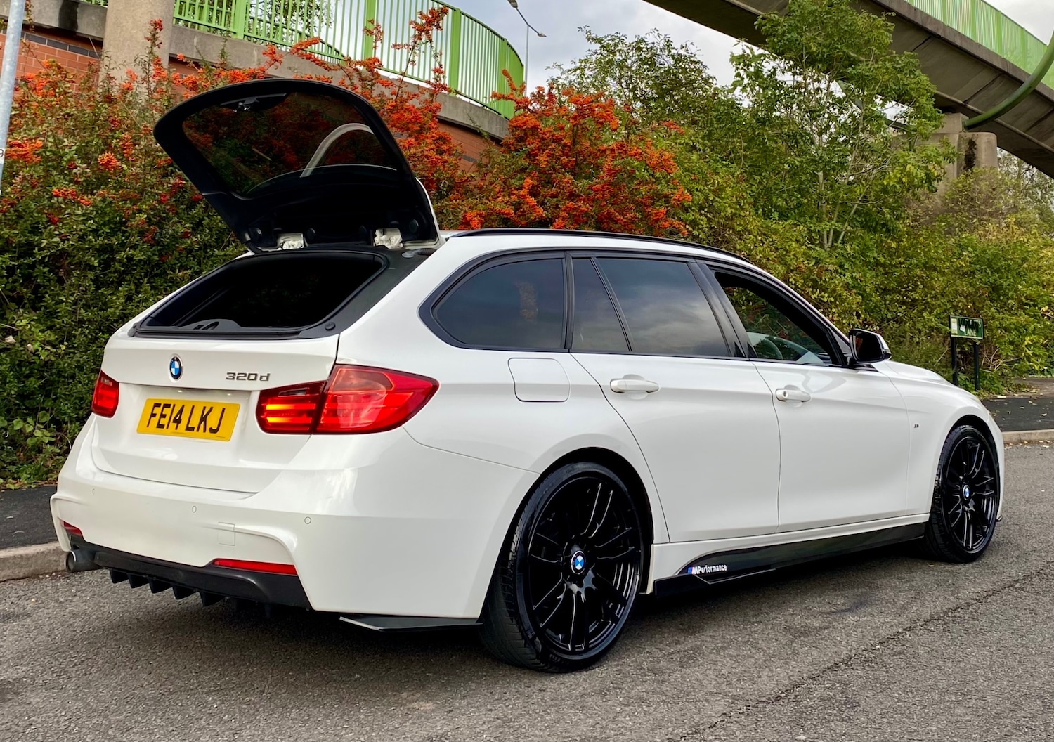 Used BMW 3 Series 2014 for sale - 76362877: Photo 5