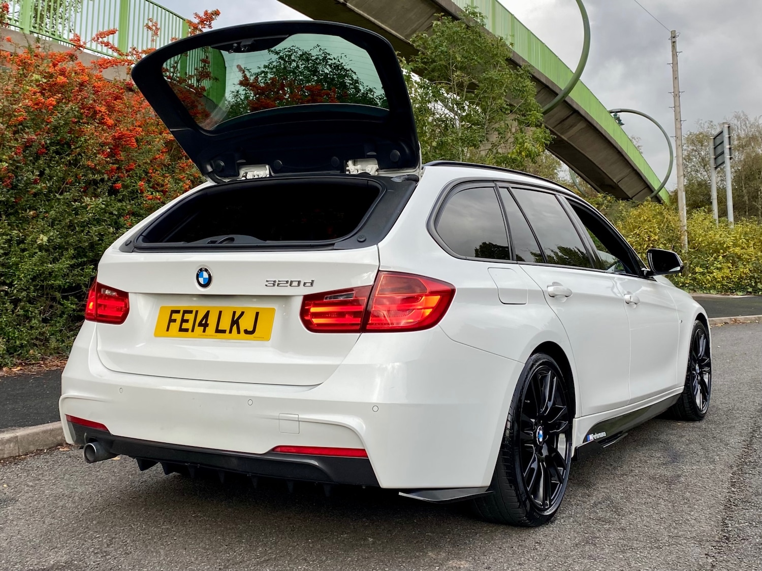 Used BMW 3 Series 2014 for sale - 76362877: Photo 7