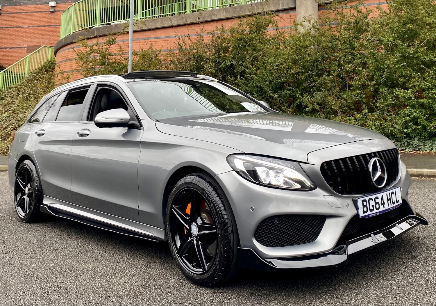 Used Mercedes-Benz C Class 2014 for sale - 77851815: Photo 2