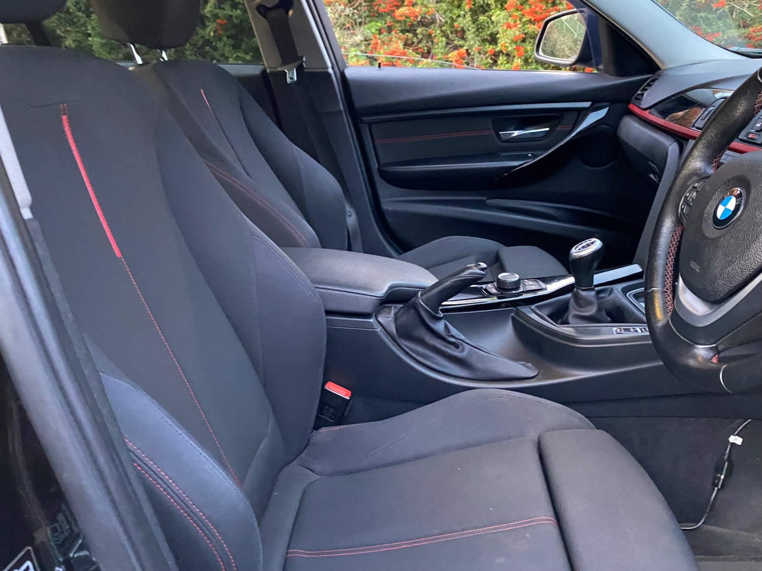 Used BMW 3 Series 2012 for sale - 77019148: Photo 12