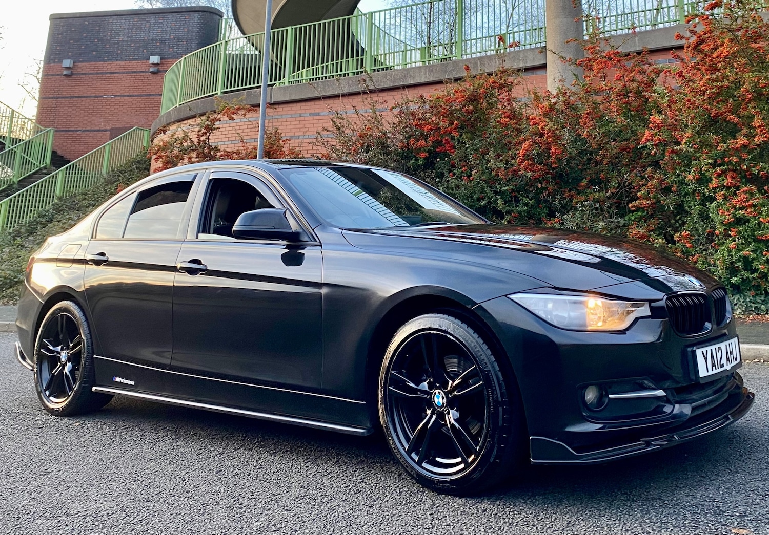 Used BMW 3 Series 2012 for sale - 77019148: Photo 2