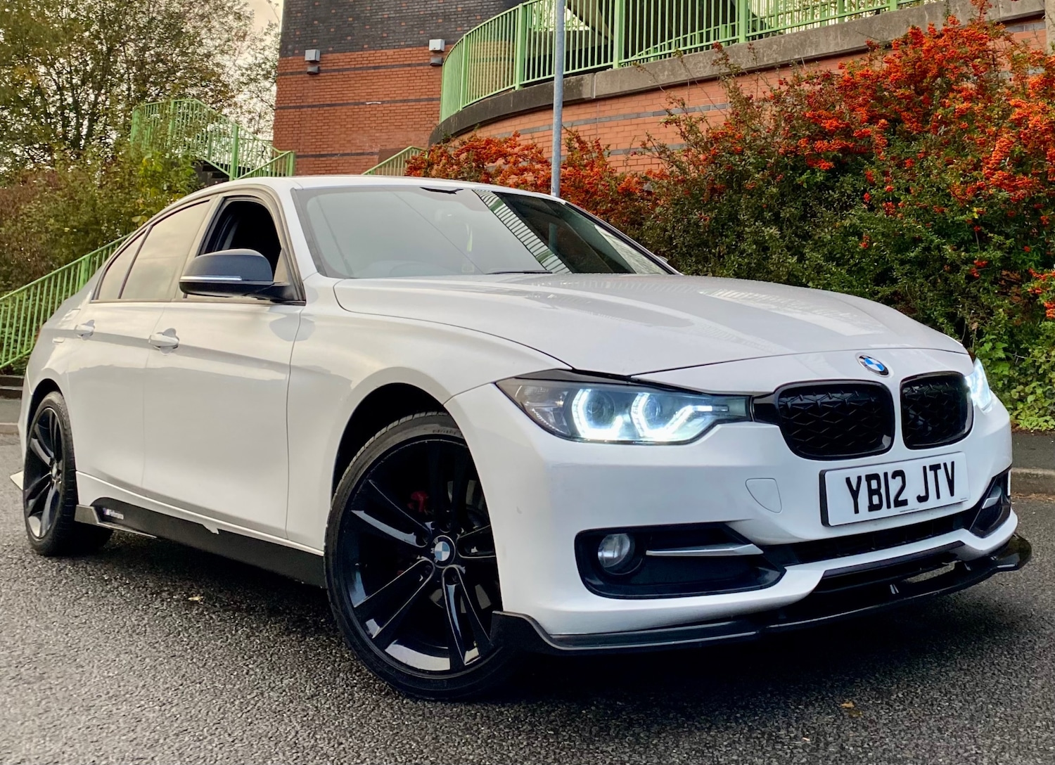 Used BMW 3 Series 2012 for sale - 76537589: Photo 3