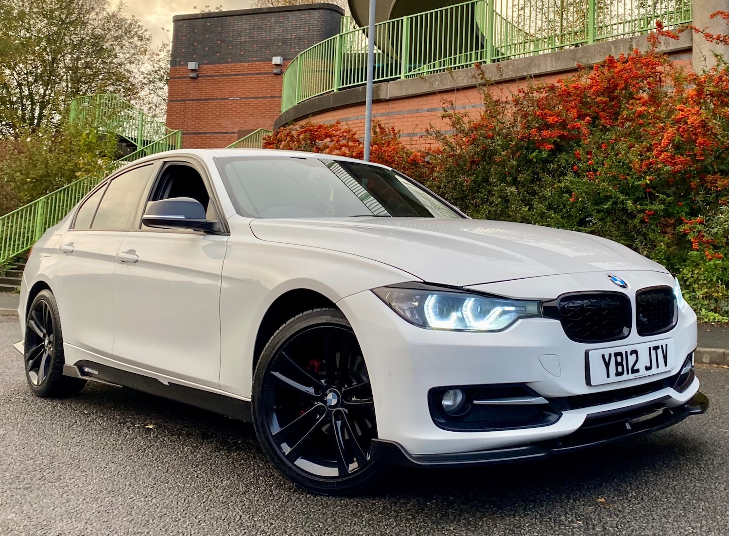 Used BMW 3 Series 2012 for sale - 76537589: Photo 4