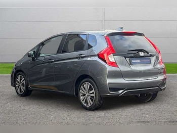 Used Honda Jazz 2018 for sale - 77401437: Photo