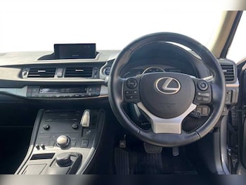 Used Lexus CT 2018 for sale - 79064338: Photo