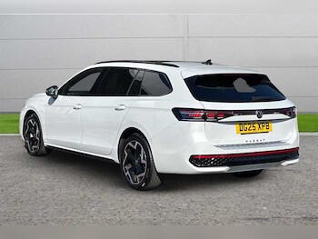 Used Volkswagen Passat 2025 for sale - 78385475: Photo