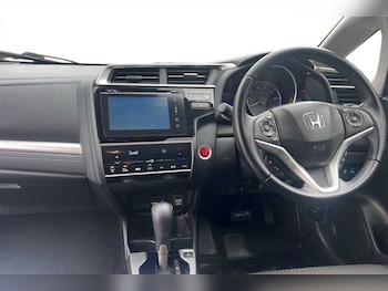 Used Honda Jazz 2018 for sale - 77740272: Photo