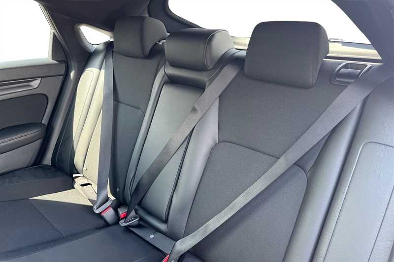 Used Honda Civic 2024 for sale - 77093012: Photo 8