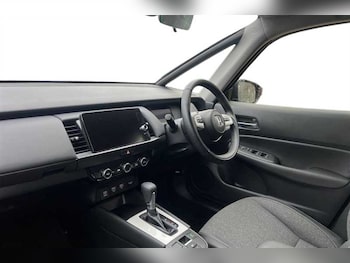 Used Honda Jazz 2024 for sale - 77307855: Photo