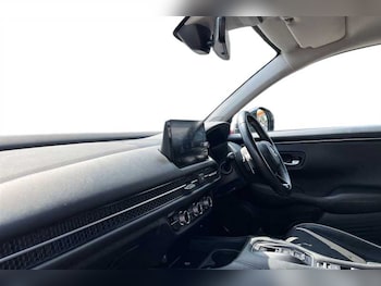 Used Honda ZR-V 2024 for sale - 74922657: Photo