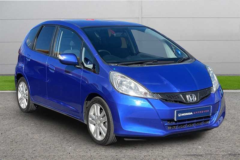 Used Honda Jazz 2015 for sale - 77855876: Photo 1