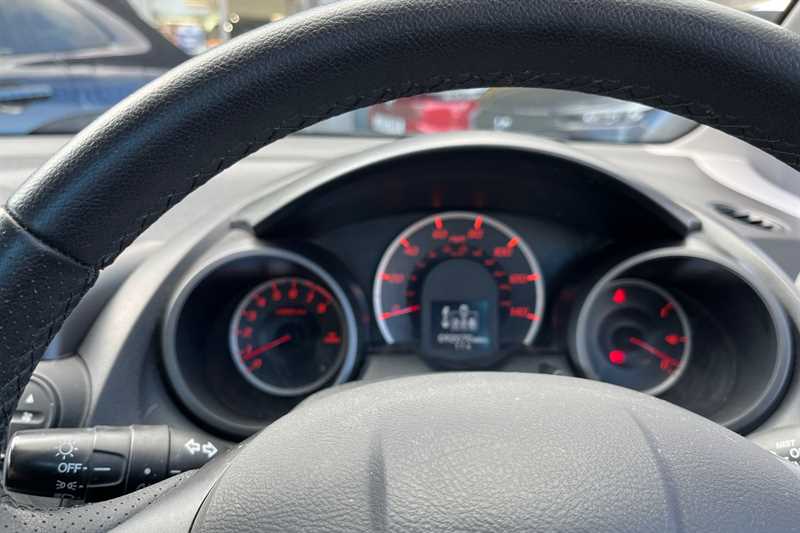 Used Honda Jazz 2015 for sale - 77855876: Photo 11