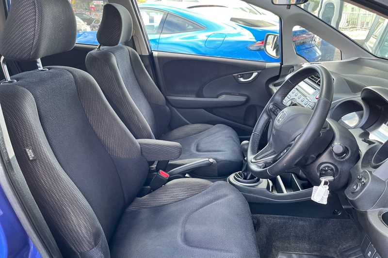 Used Honda Jazz 2015 for sale - 77855876: Photo 28