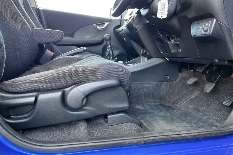 Used Honda Jazz 2015 for sale - 77855876: Photo 33