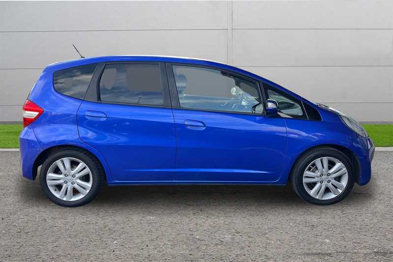 Used Honda Jazz 2015 for sale - 77855876: Photo 5