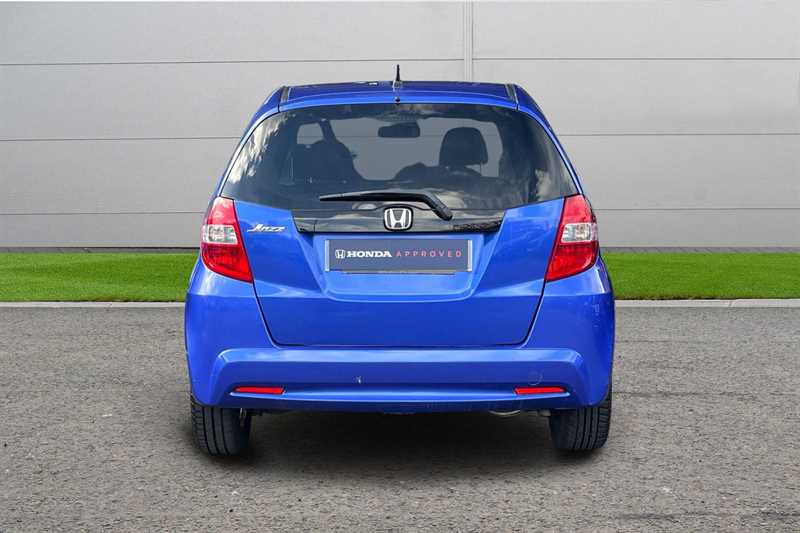 Used Honda Jazz 2015 for sale - 77855876: Photo 7