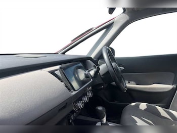 Used Honda Jazz 2022 for sale - 76248680: Photo 2
