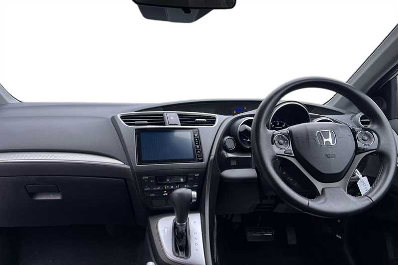 Used Honda Civic 2016 for sale - 77600610: Photo 4