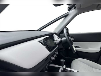 Used Honda Jazz 2022 for sale - 76248713: Photo 2