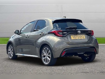 Used Toyota Yaris 2022 for sale - 75688693: Photo