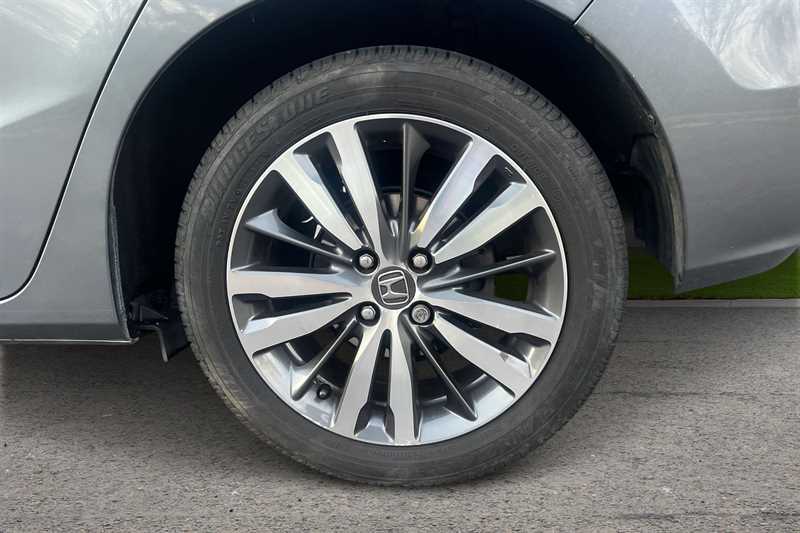 Used Honda Jazz 2018 for sale - 76610110: Photo 9