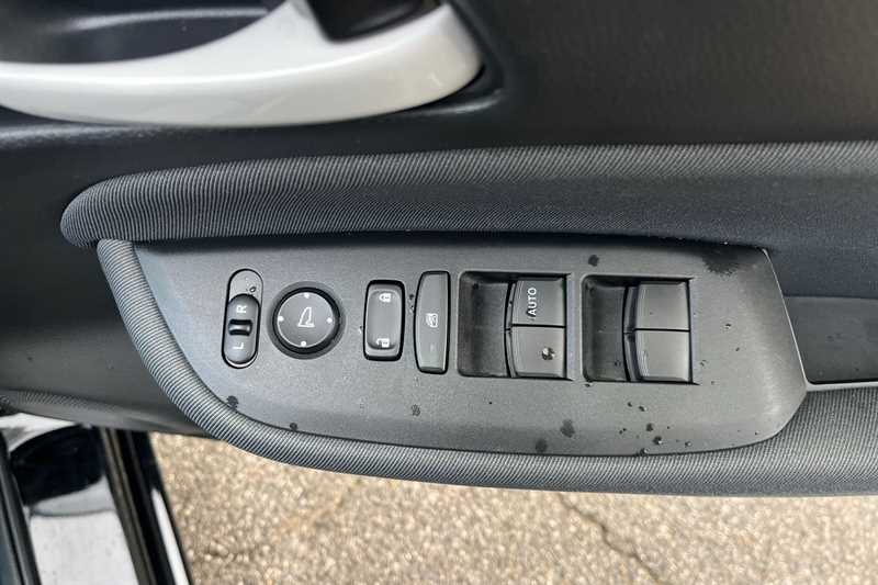 Used Honda Jazz 2021 for sale - 76610043: Photo 18