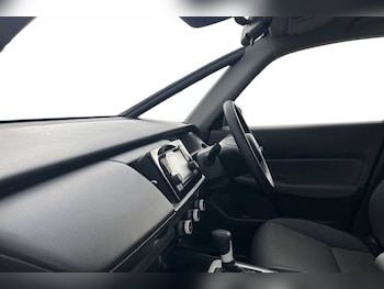 Used Honda Jazz 2021 for sale - 76610043: Photo