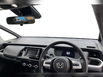 Used Honda Jazz 2021 for sale - 76610043: Photo