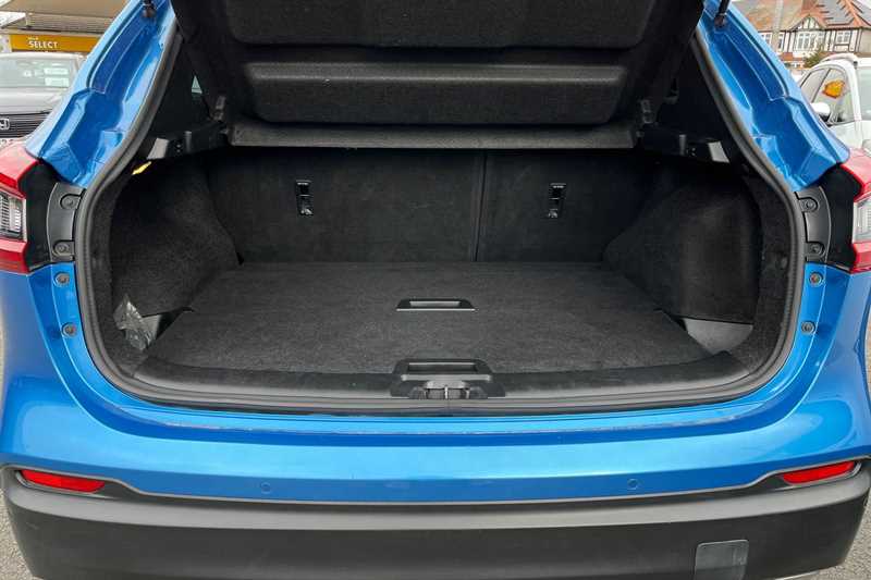 Used Nissan Qashqai 2019 for sale - 77660637: Photo 19