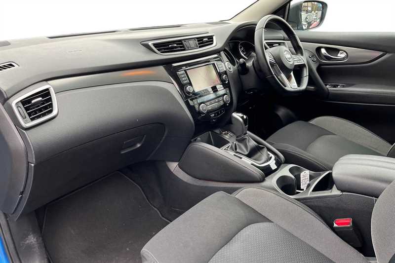 Used Nissan Qashqai 2019 for sale - 77660637: Photo 2