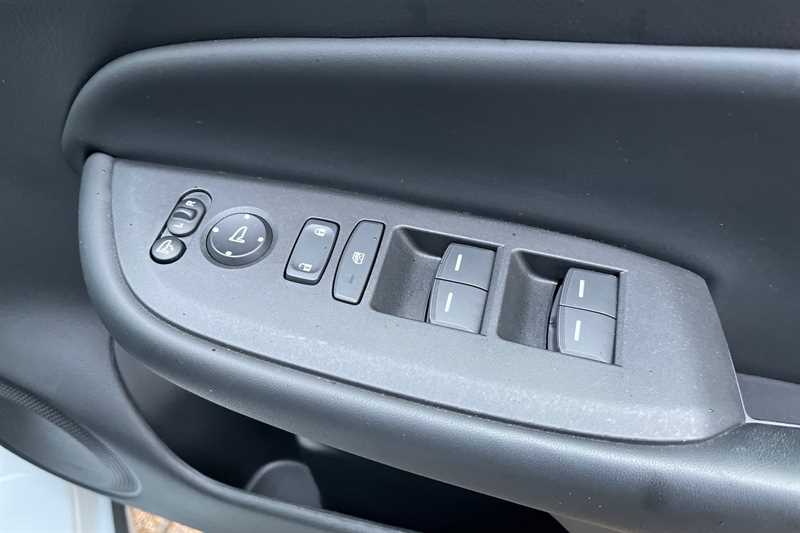 Used Honda Jazz 2023 for sale - 77600594: Photo 18