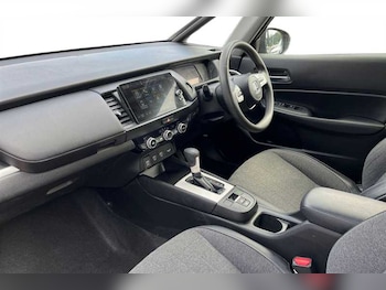 Used Honda Jazz 2023 for sale - 79350792: Photo