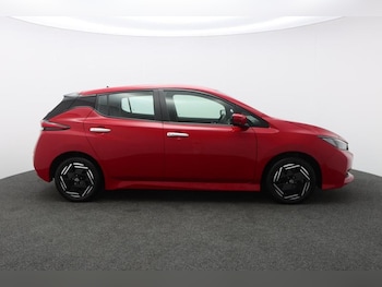 Used Nissan Leaf 2022 for sale - 78779443: Photo