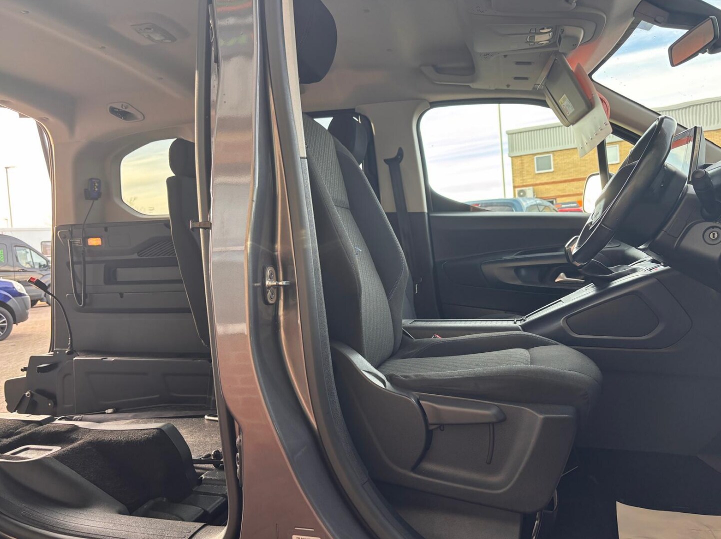 Used Peugeot Rifter 2019 for sale - 78077666: Photo 6