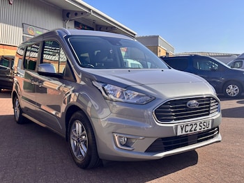 Ford Grand Tourneo Connect feature image