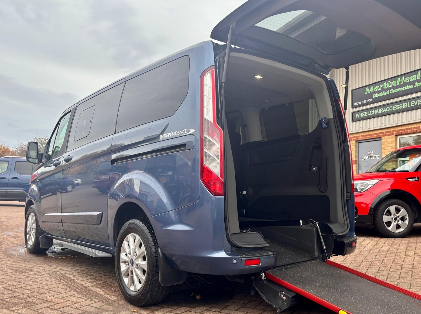 Used Ford Tourneo Custom 2018 for sale - 76479956: Photo 10