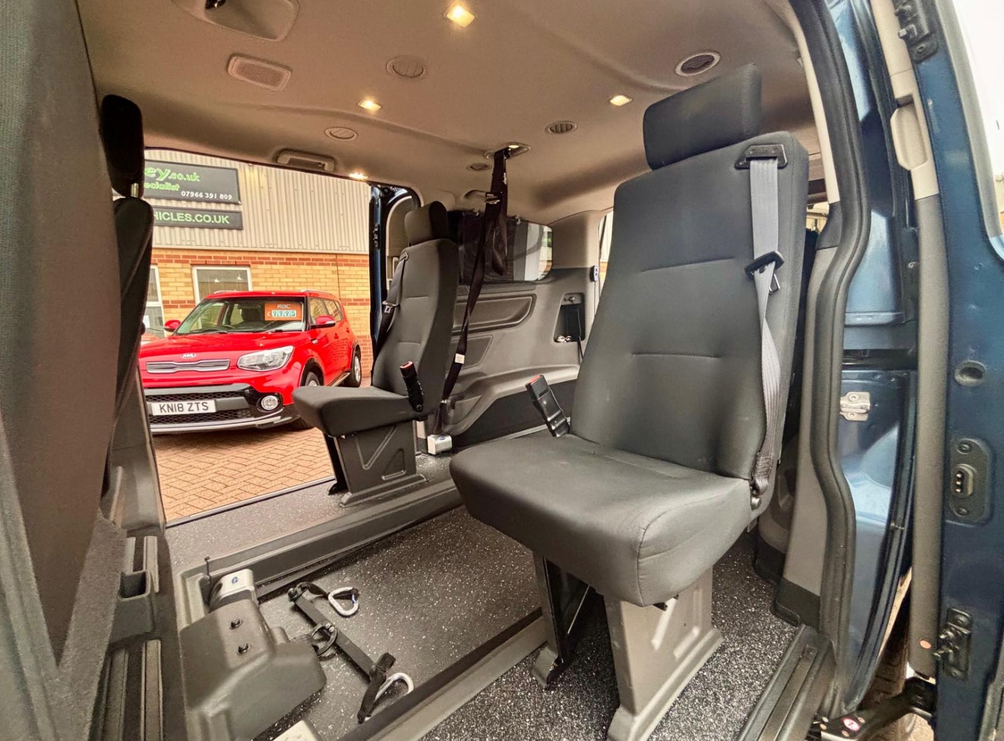 Used Ford Tourneo Custom 2018 for sale - 76479956: Photo 15