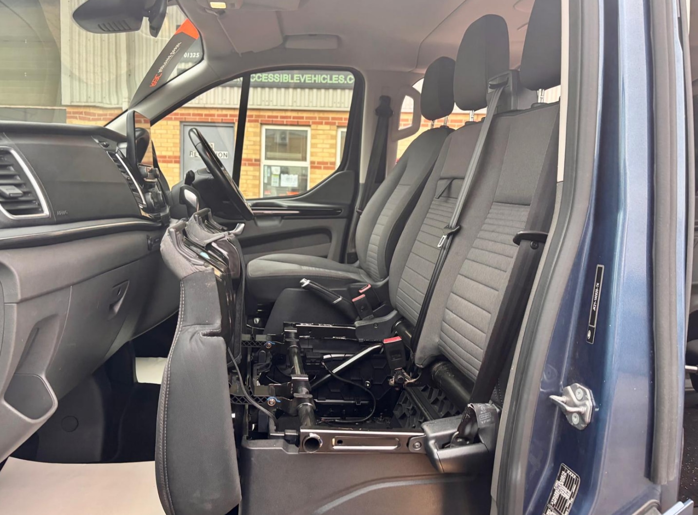 Used Ford Tourneo Custom 2018 for sale - 76479956: Photo 24